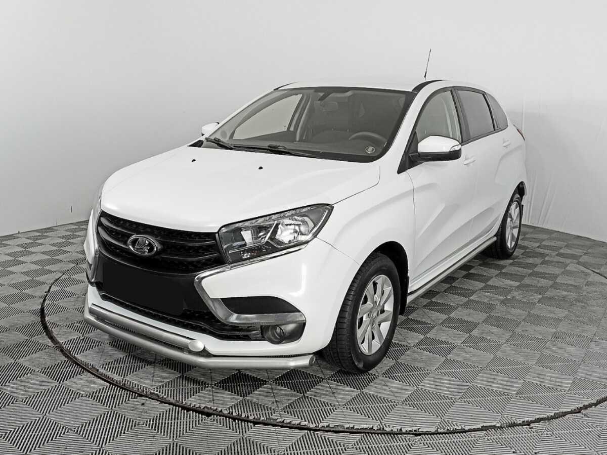 Lada (ВАЗ) XRAY 2017 года с пробегом. Посмотреть фото