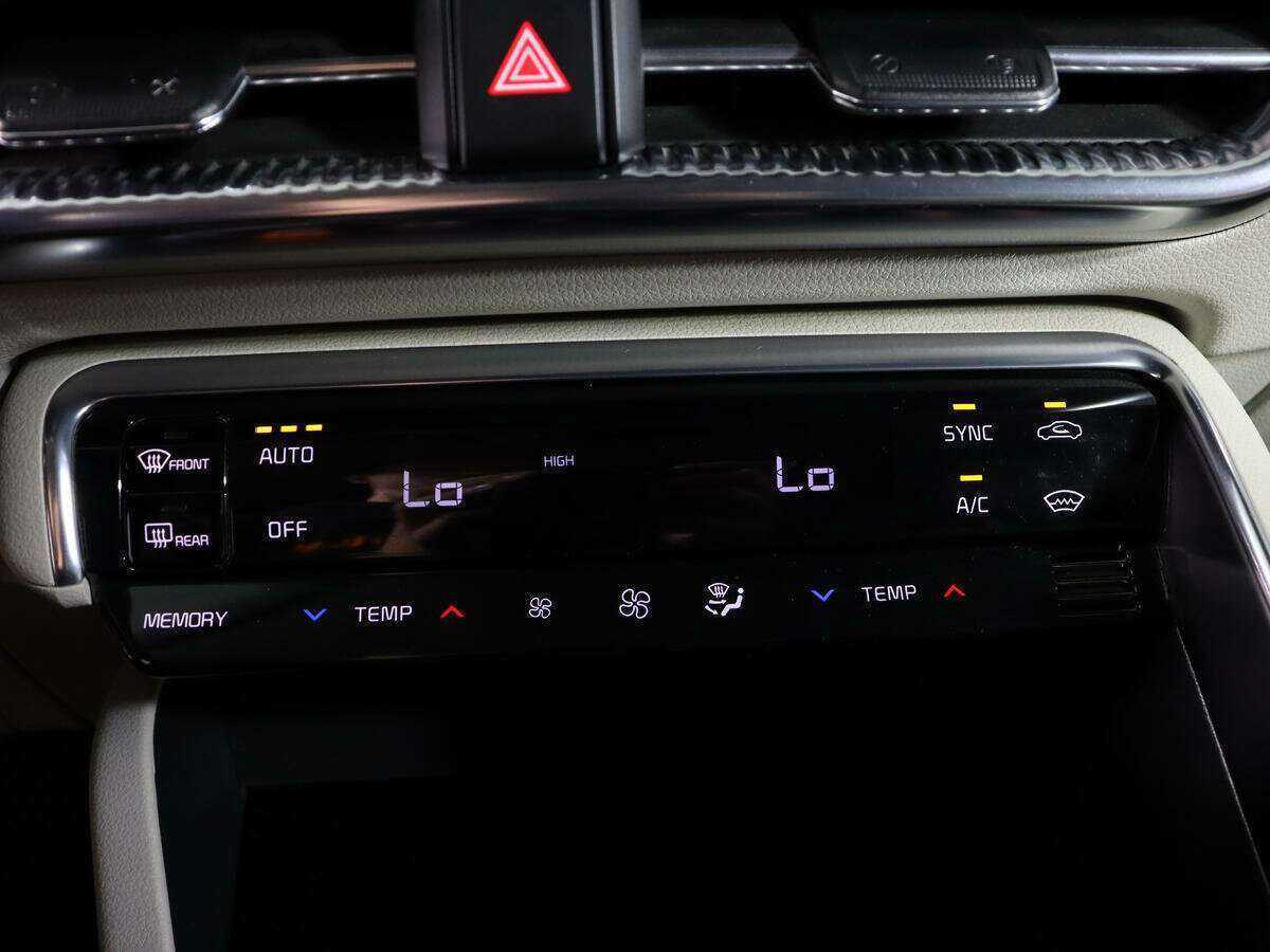 Kia K5 2021 года с пробегом. Фото: #19