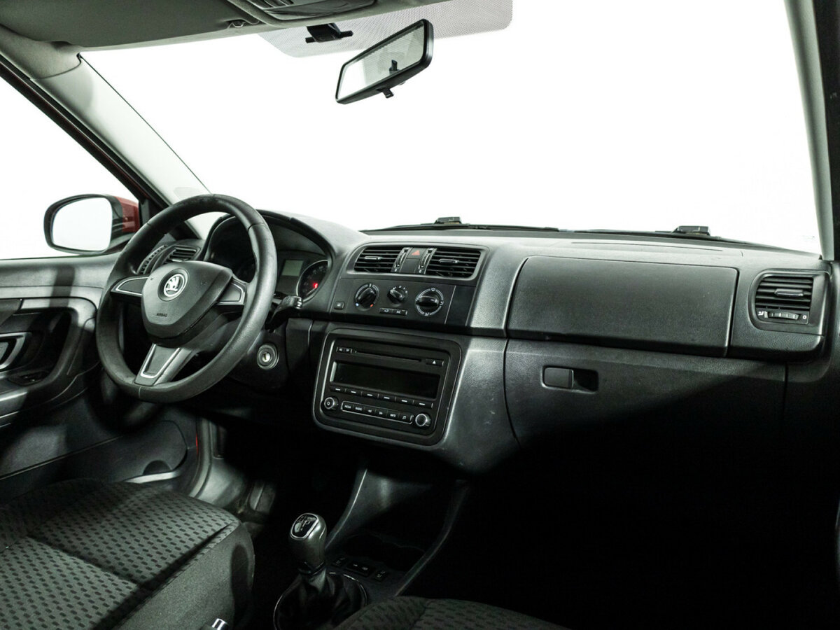 Skoda Fabia 2014 года с пробегом. Фото: #6