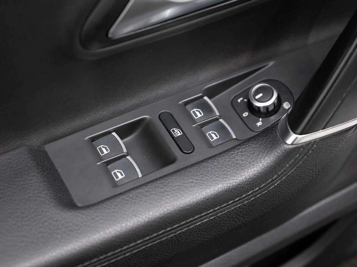 Volkswagen Passat CC 2013 года с пробегом. Фото: #17