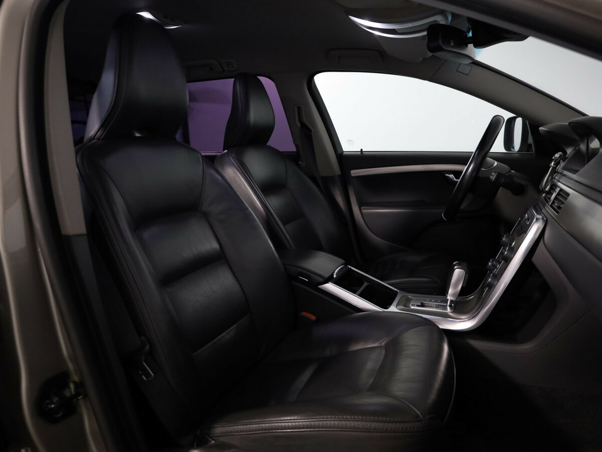 Volvo XC70 2012 года с пробегом. Фото: #11