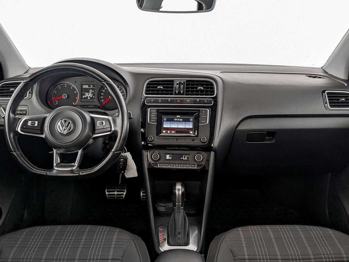 Volkswagen Polo 2017 года с пробегом. Фото: #11