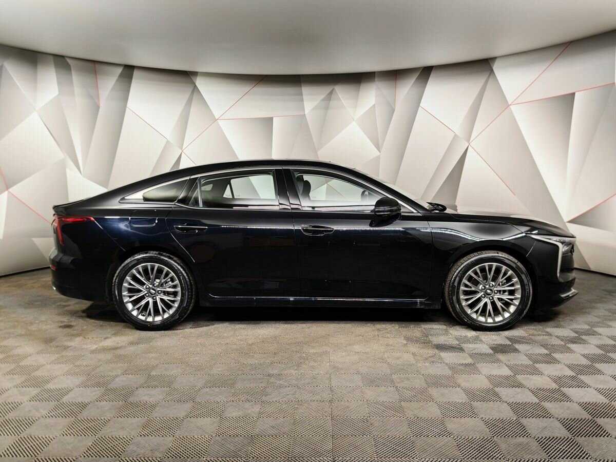 FAW Bestune B70 2023 года с пробегом. Фото: #5