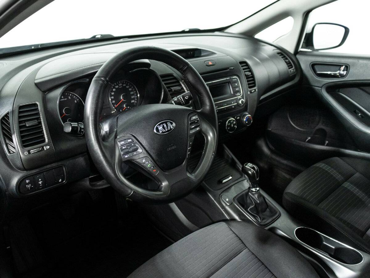 Kia Cerato 2015 года с пробегом. Фото: #10