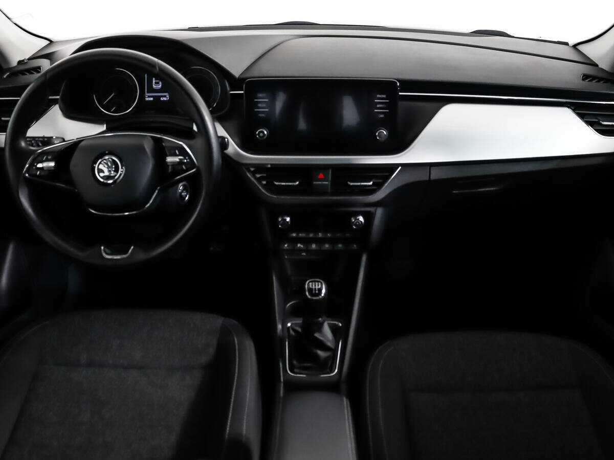 Skoda Rapid 2021 года с пробегом. Фото: #12