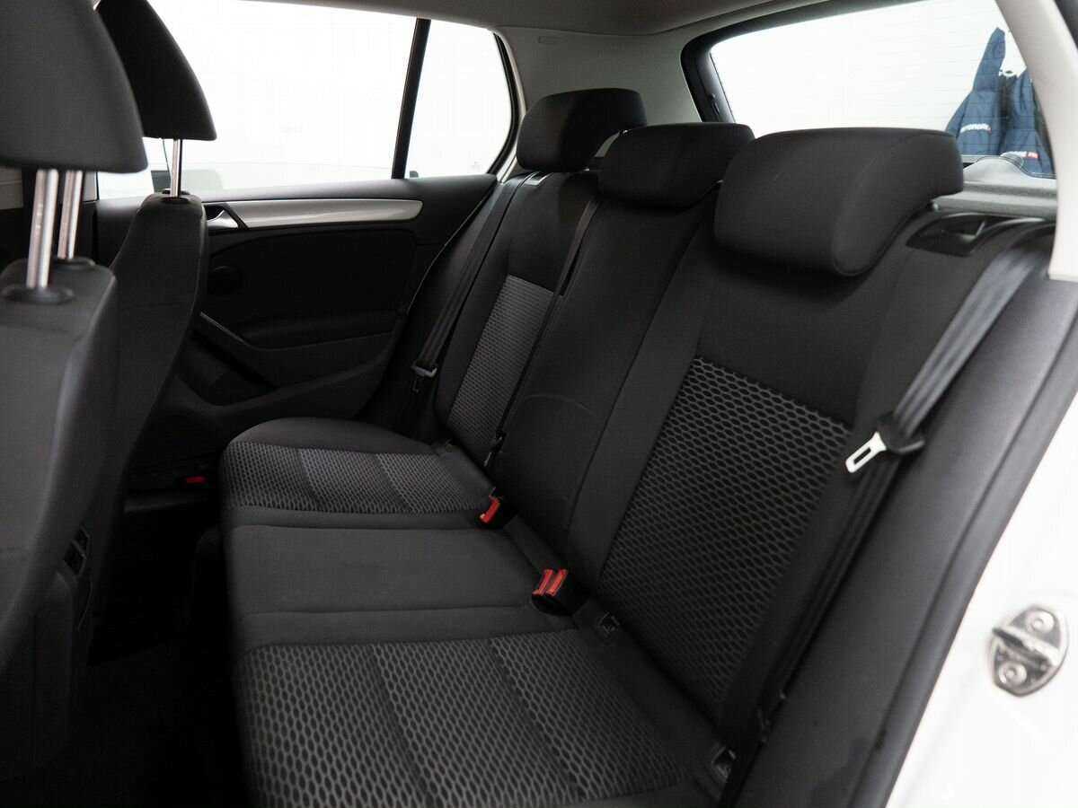 Volkswagen Golf 2012 года с пробегом. Фото: #6