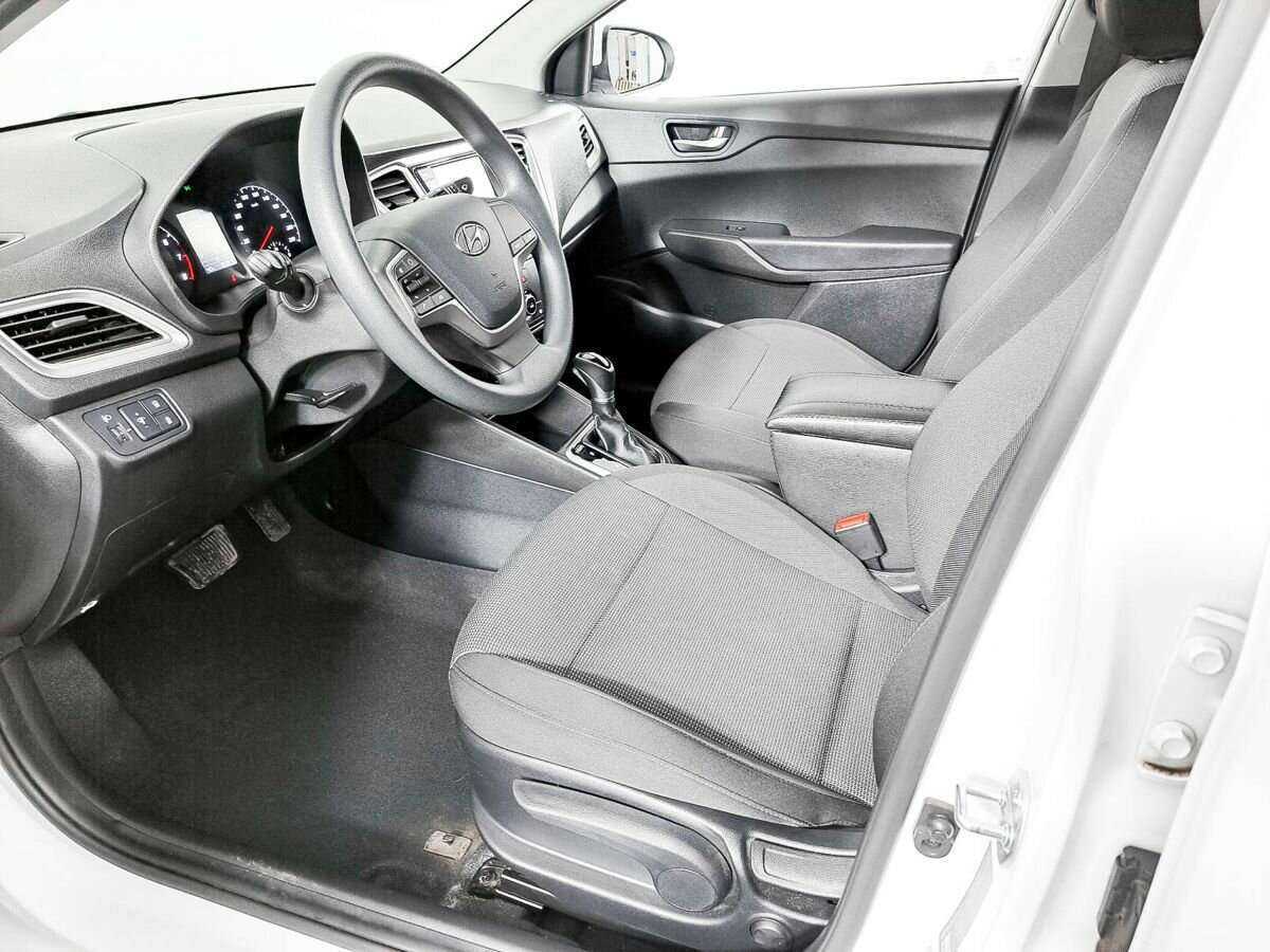 Hyundai Solaris 2021 года с пробегом. Фото: #13