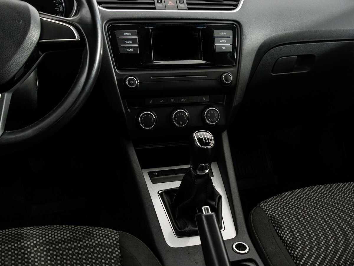 Skoda Octavia 2017 года с пробегом. Фото: #10