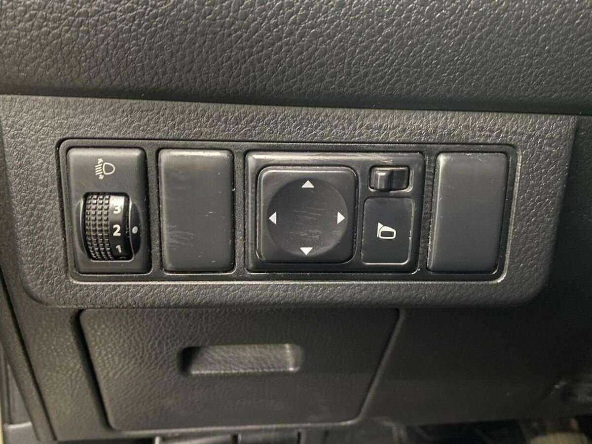 Nissan Tiida 2013 года с пробегом. Фото: #14