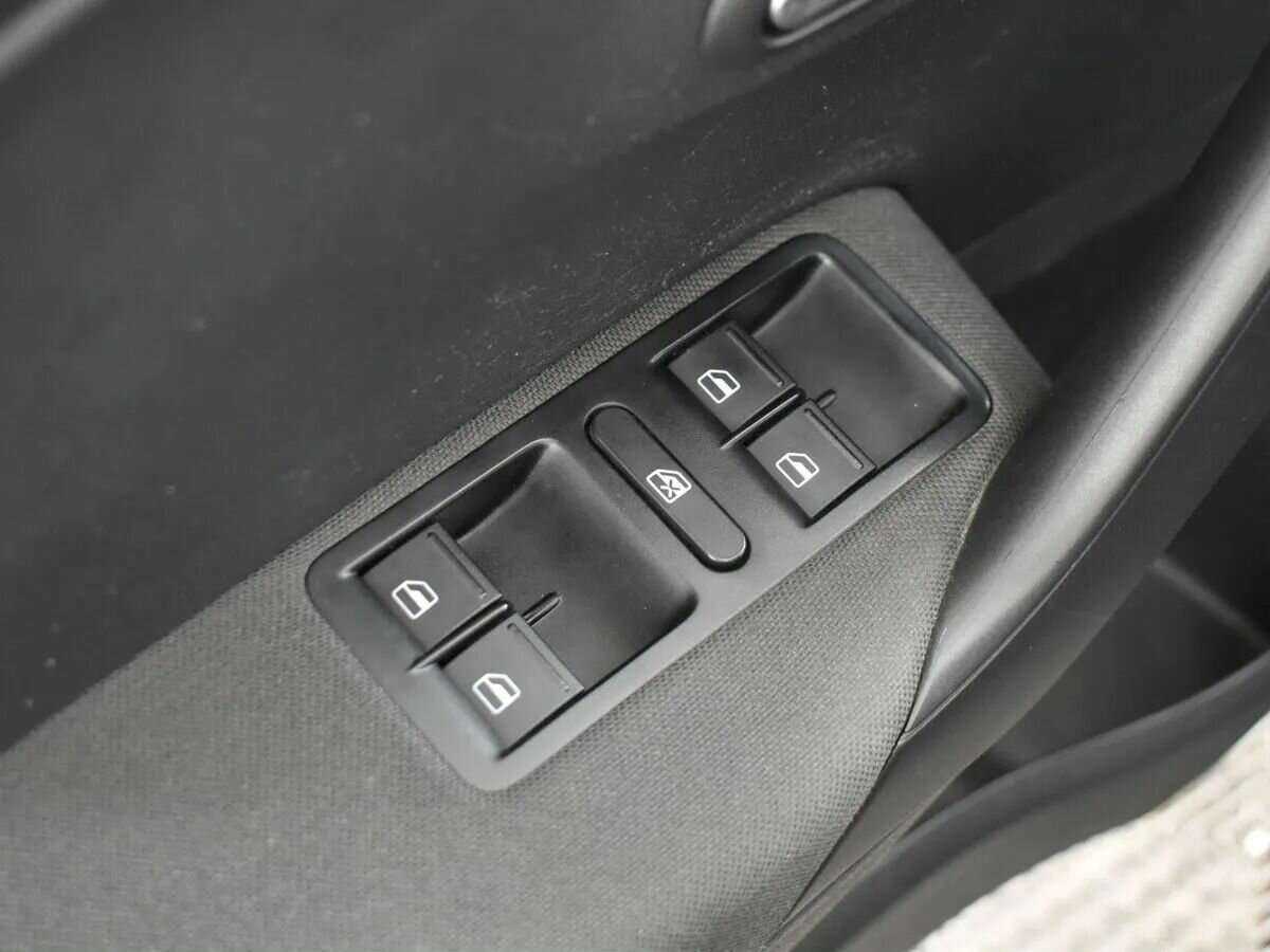 Volkswagen Polo 2017 года с пробегом. Фото: #7