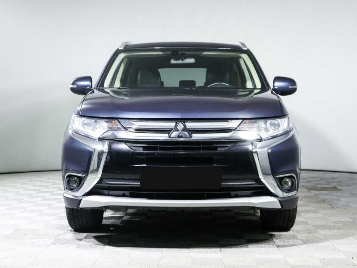 Mitsubishi Outlander 2018 года с пробегом. Посмотреть фото