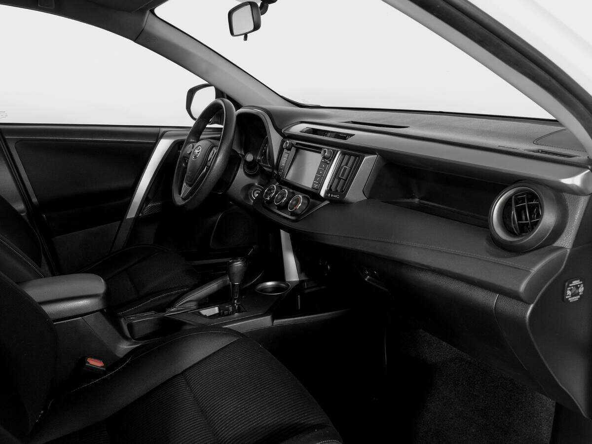 Toyota RAV4 2013 года с пробегом. Фото: #8