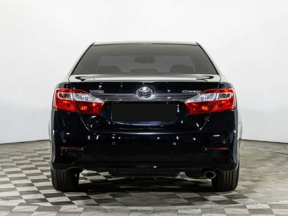 Toyota Camry 2014 года с пробегом. Фото: #4