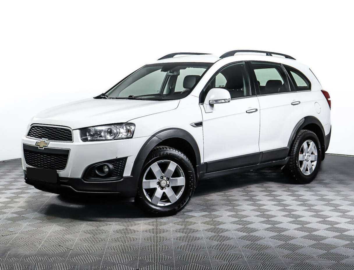 Chevrolet Captiva 2014 года с пробегом. Посмотреть фото