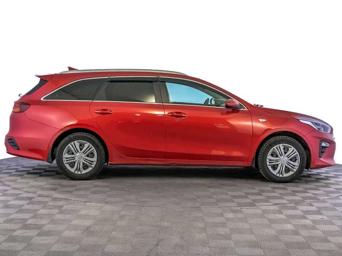Kia Ceed 2020 года с пробегом. Фото: #3