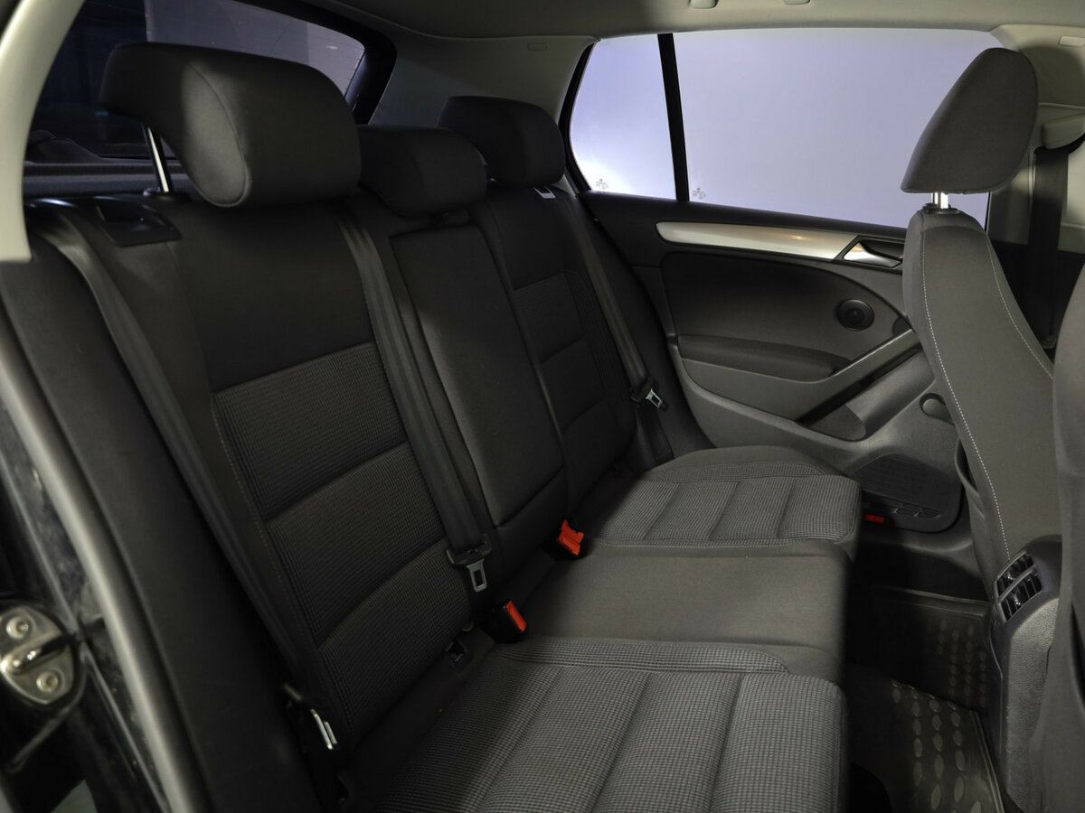 Volkswagen Golf 2012 года с пробегом. Фото: #16