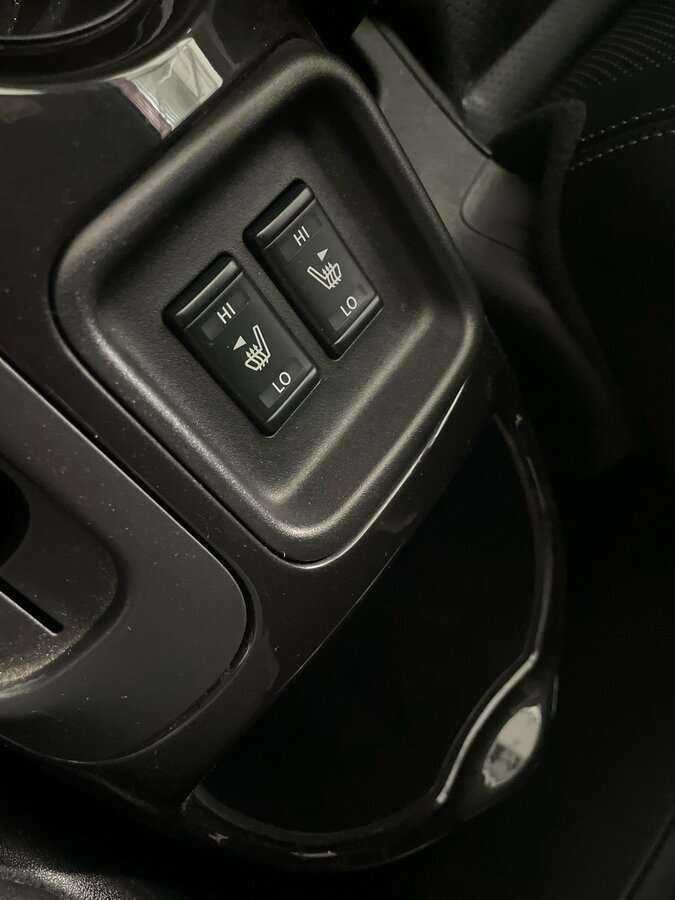 Nissan Juke 2015 года с пробегом. Фото: #14