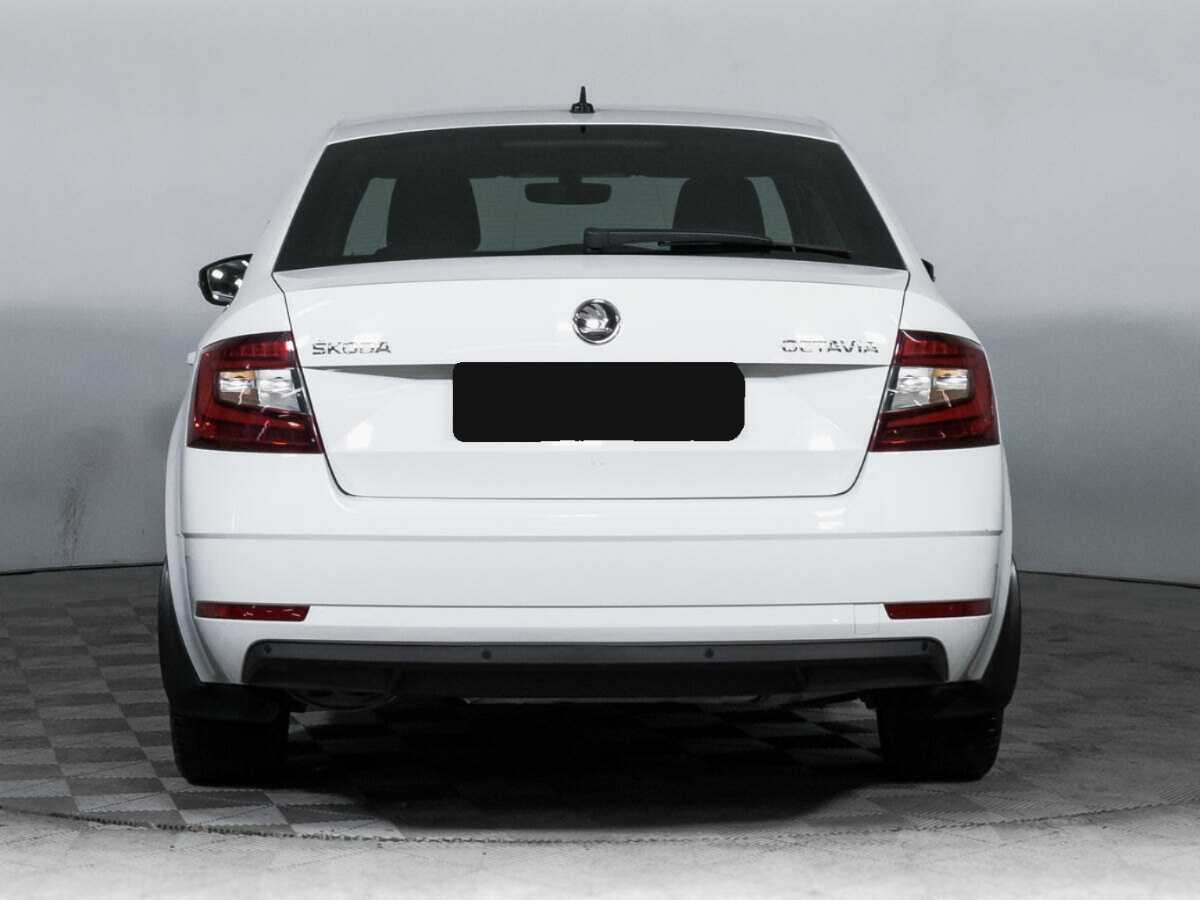 Skoda Octavia 2019 года с пробегом. Фото: #5