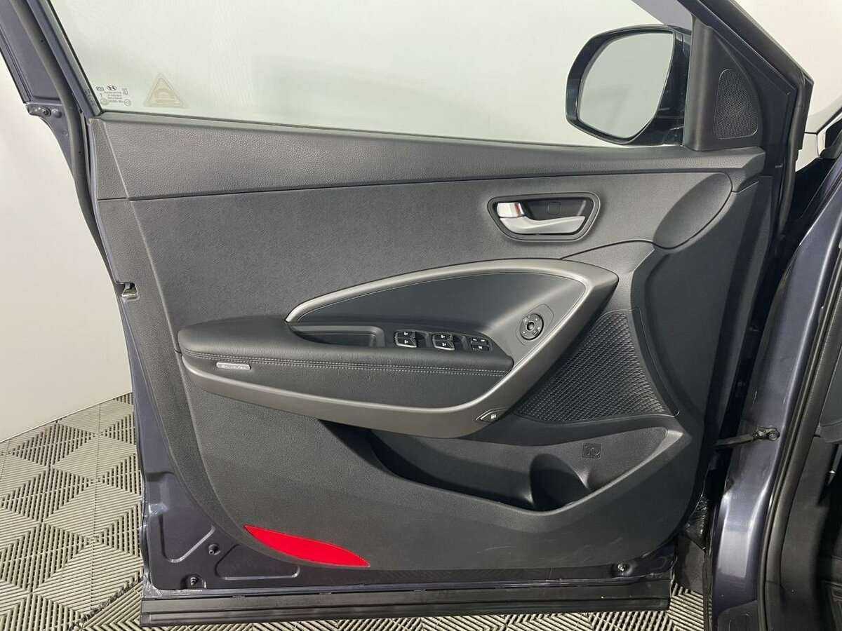 Hyundai Santa Fe 2015 года с пробегом. Фото: #7