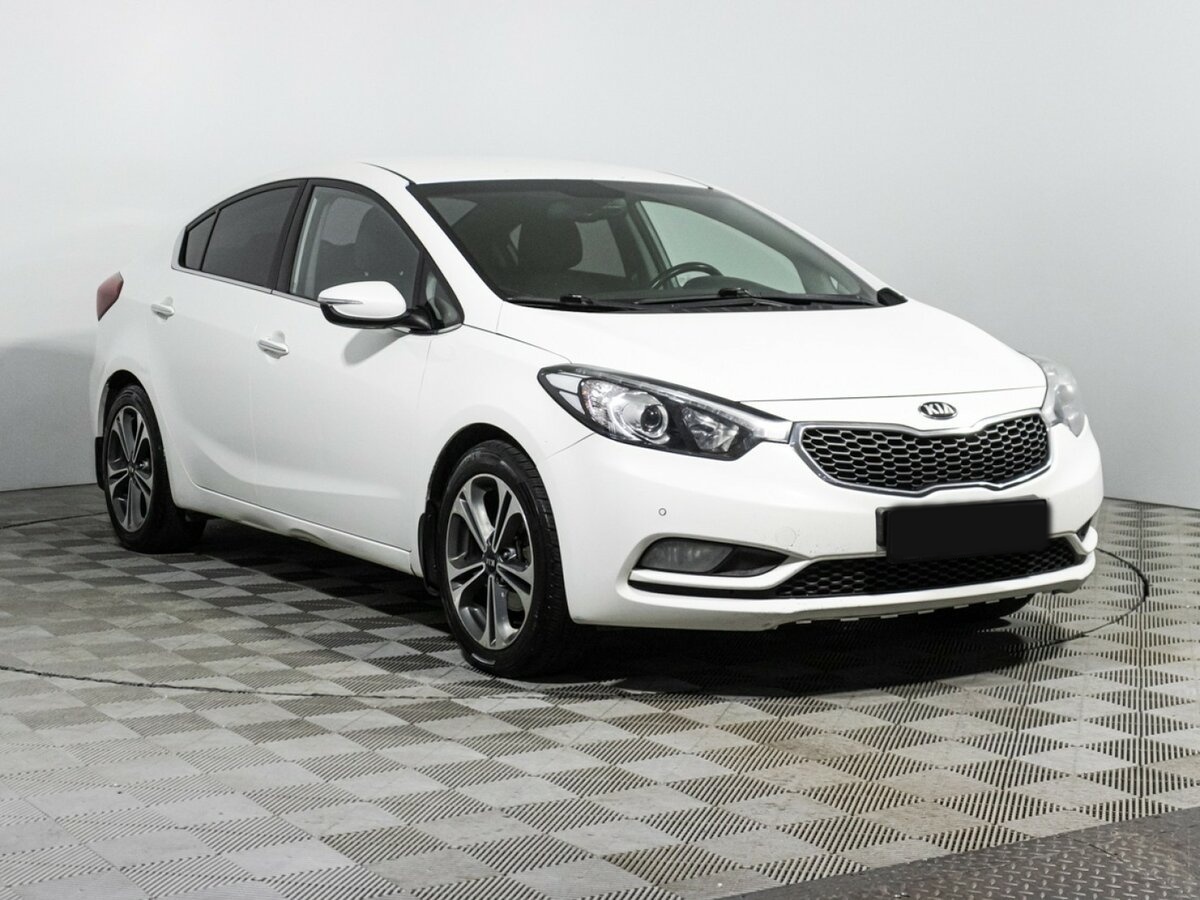 Kia Cerato 2015 года с пробегом. Фото: #2