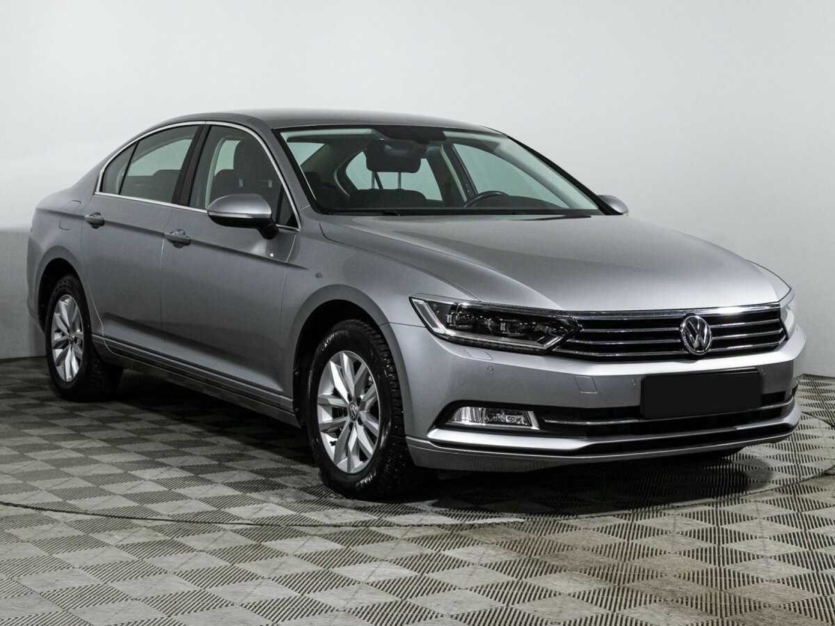 Volkswagen Passat 2017 года с пробегом. Фото: #2
