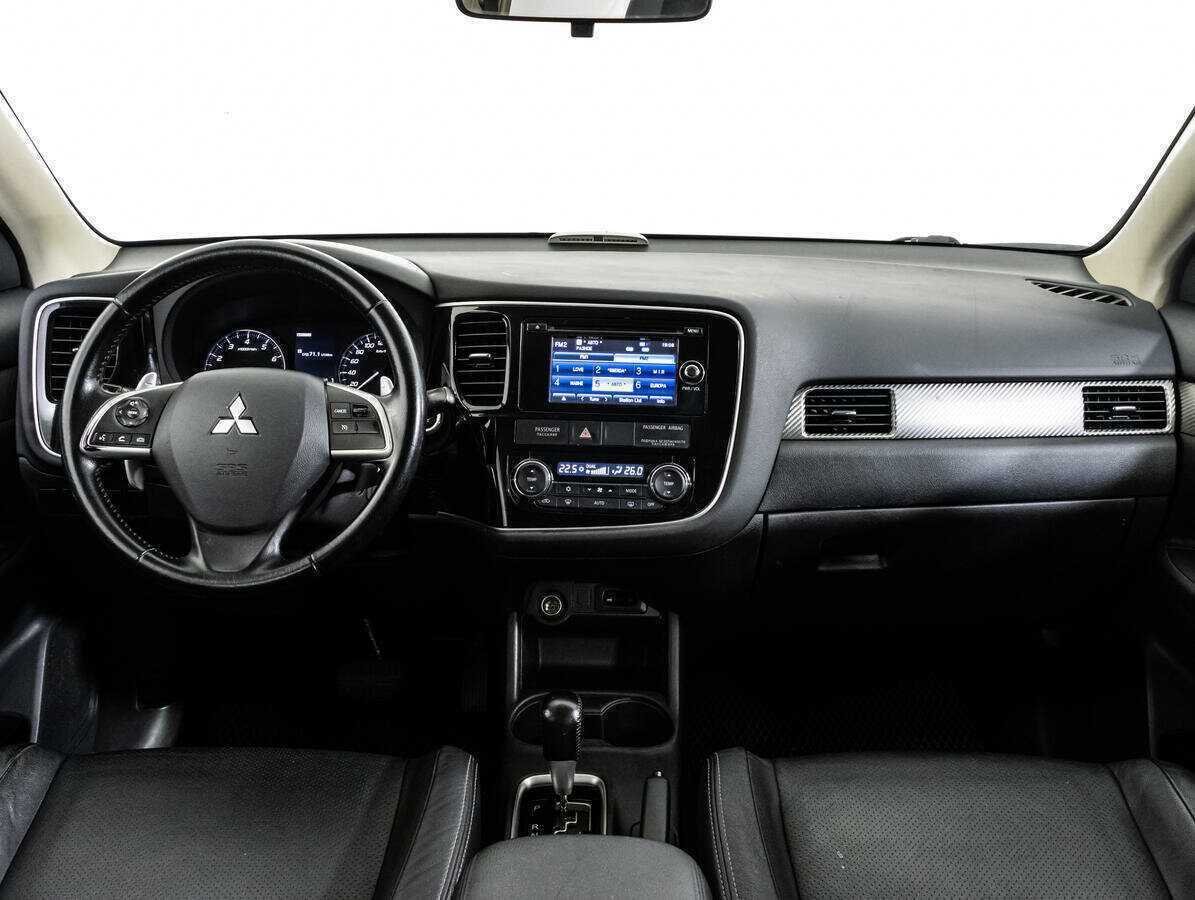Mitsubishi Outlander 2014 года с пробегом. Фото: #9