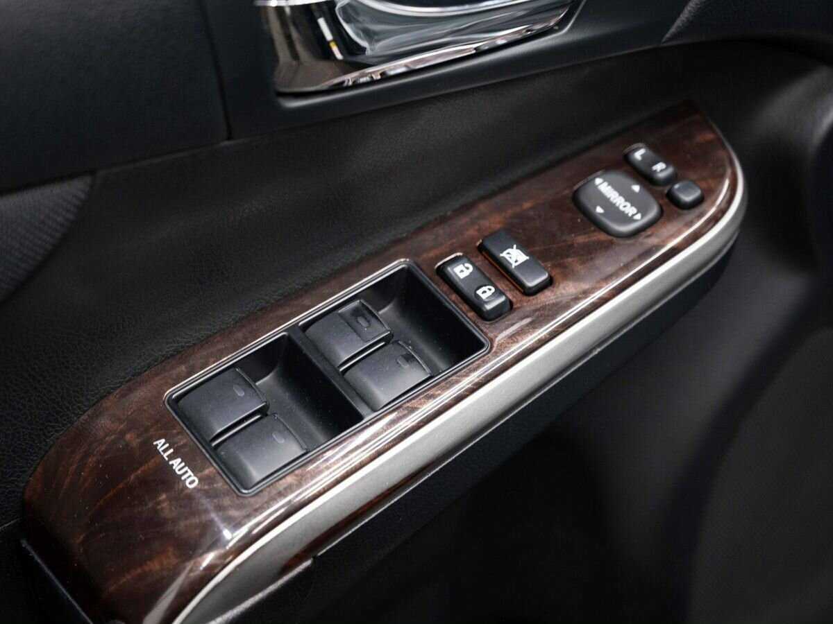 Toyota Camry 2016 года с пробегом. Фото: #16