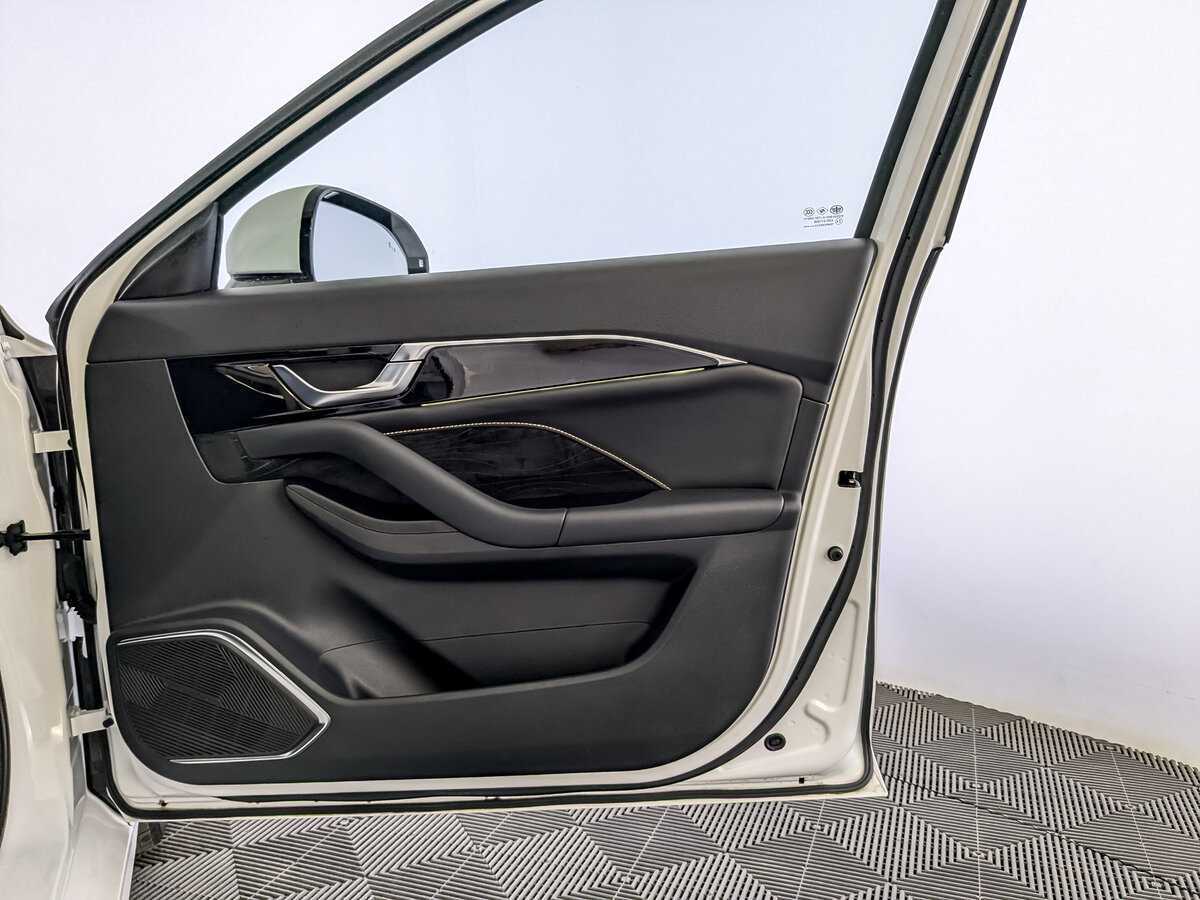 FAW Bestune B70 2023 года с пробегом. Фото: #21