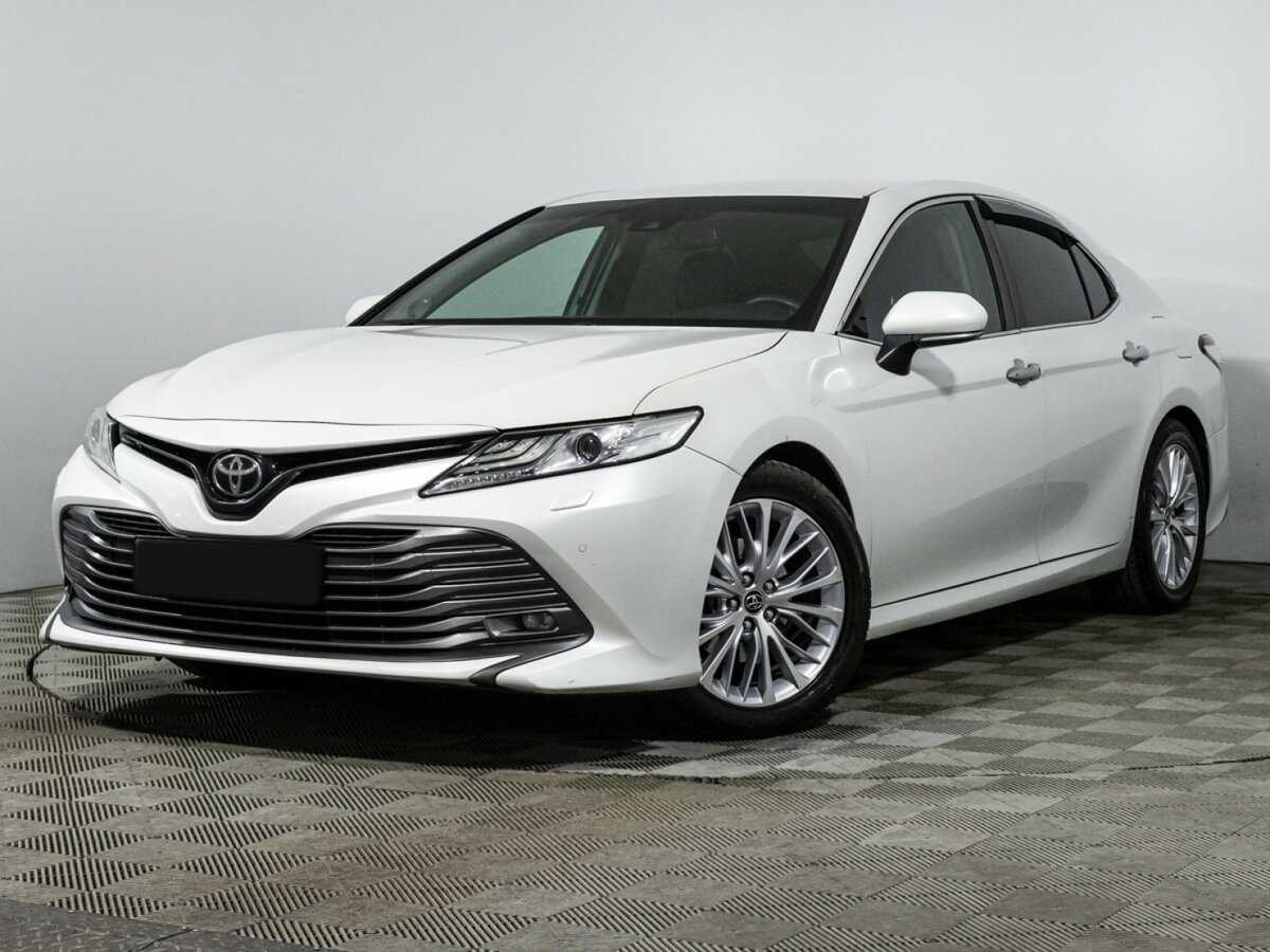 Toyota Camry 2018 года с пробегом. Фото: #0