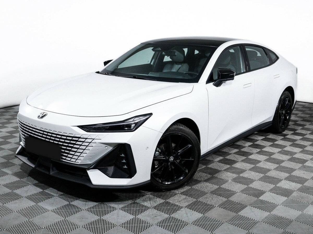 Changan UNI-V 2023 года с пробегом. Фото: #16