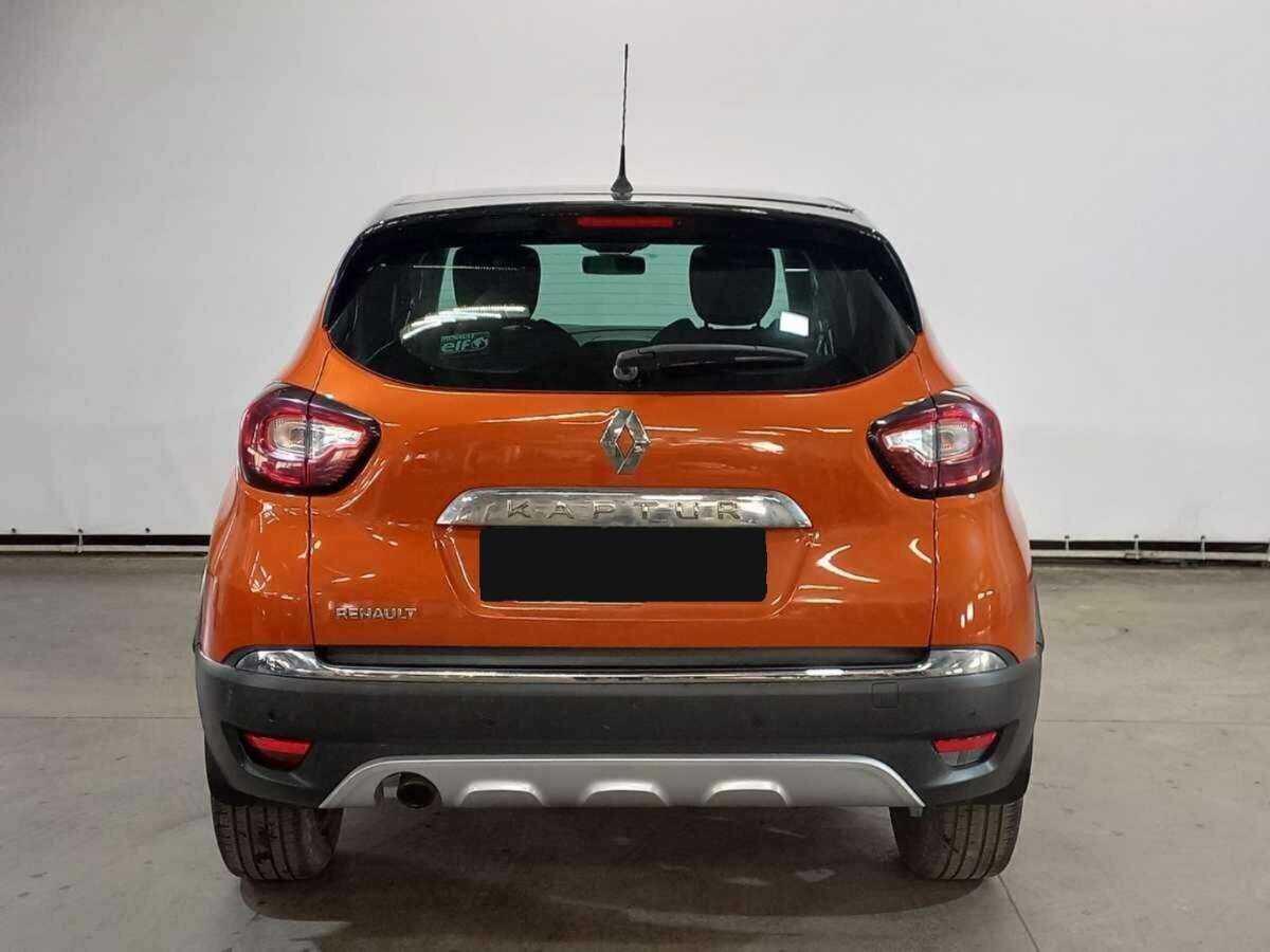 Renault Kaptur 2016 года с пробегом. Фото: #5
