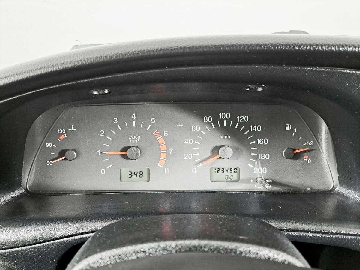 Chevrolet Niva 2013 года с пробегом. Фото: #10