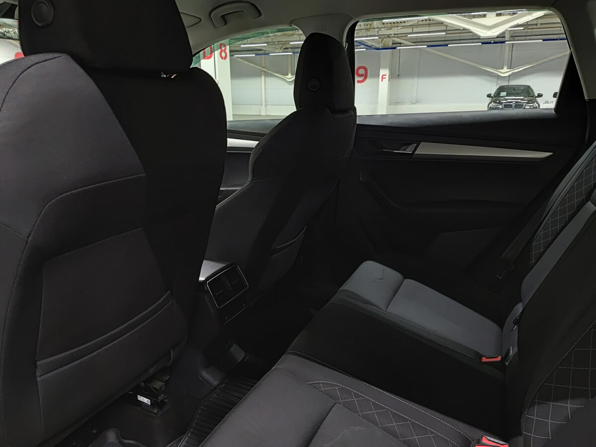 Skoda Karoq 2021 года с пробегом. Фото: #11