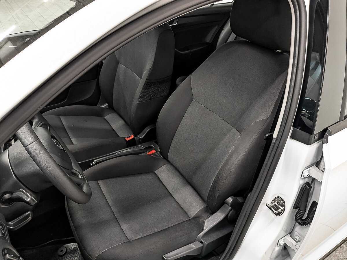 Skoda Rapid 2019 года с пробегом. Фото: #17