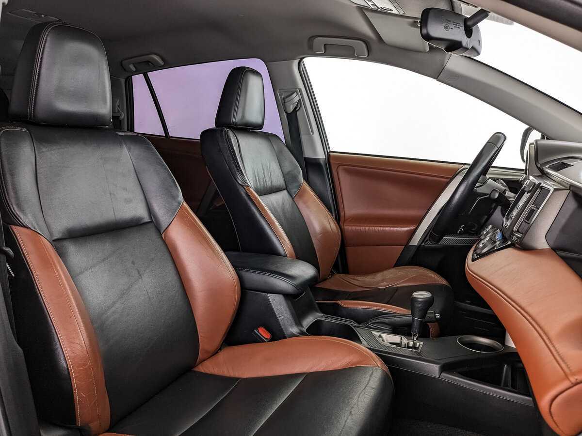 Toyota RAV4 2013 года с пробегом. Фото: #19