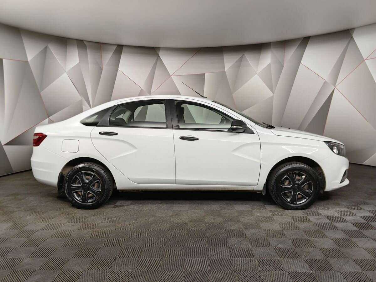 Lada (ВАЗ) Vesta 2018 года с пробегом. Фото: #5
