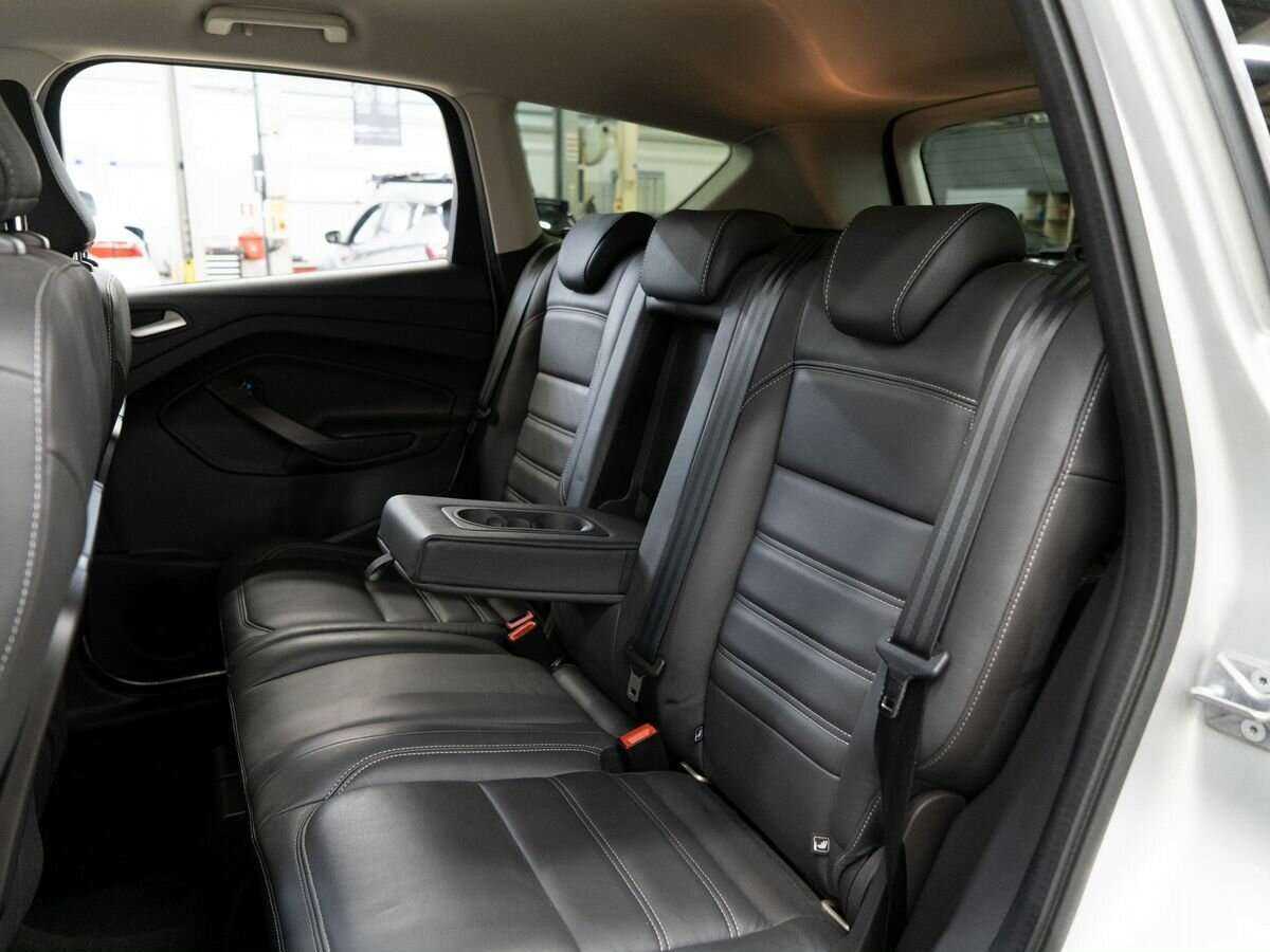 Ford Kuga 2017 года с пробегом. Фото: #6