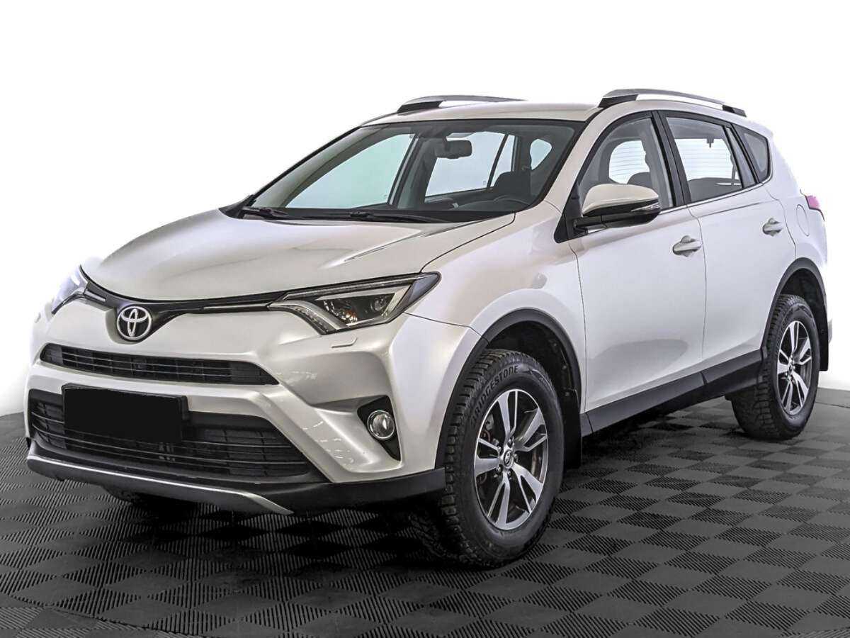 Toyota RAV4 2019 года с пробегом. Посмотреть фото