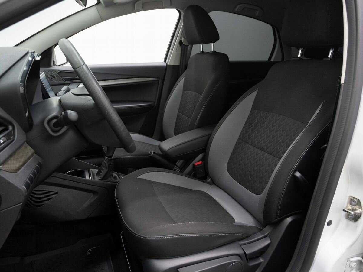 Lada (ВАЗ) Vesta 2023 года с пробегом. Фото: #8