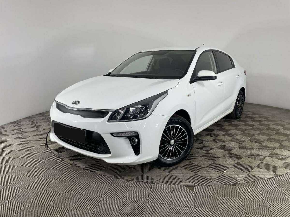 Kia Rio 2018 года с пробегом. Посмотреть фото