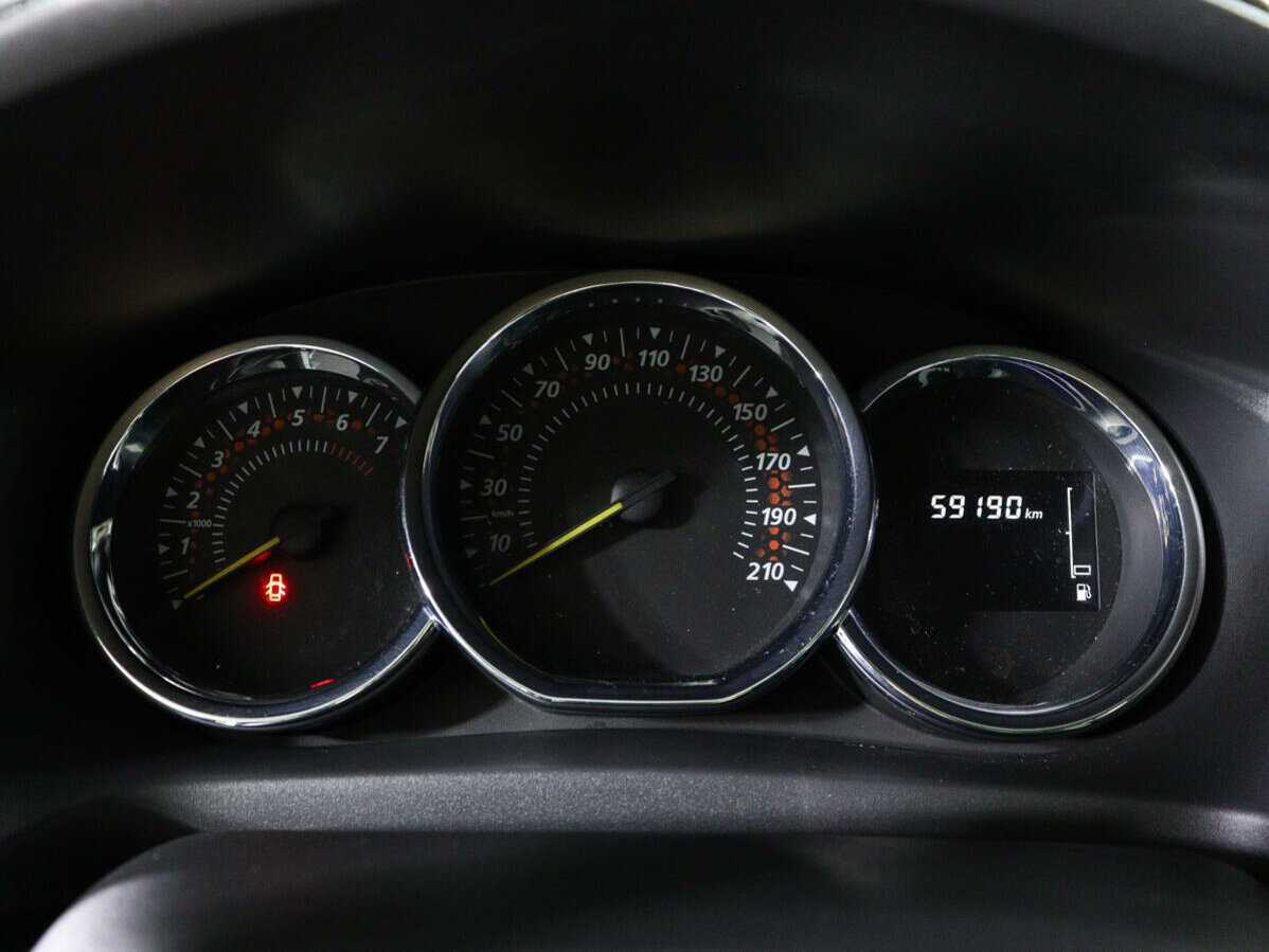 Renault Logan 2022 года с пробегом. Фото: #8