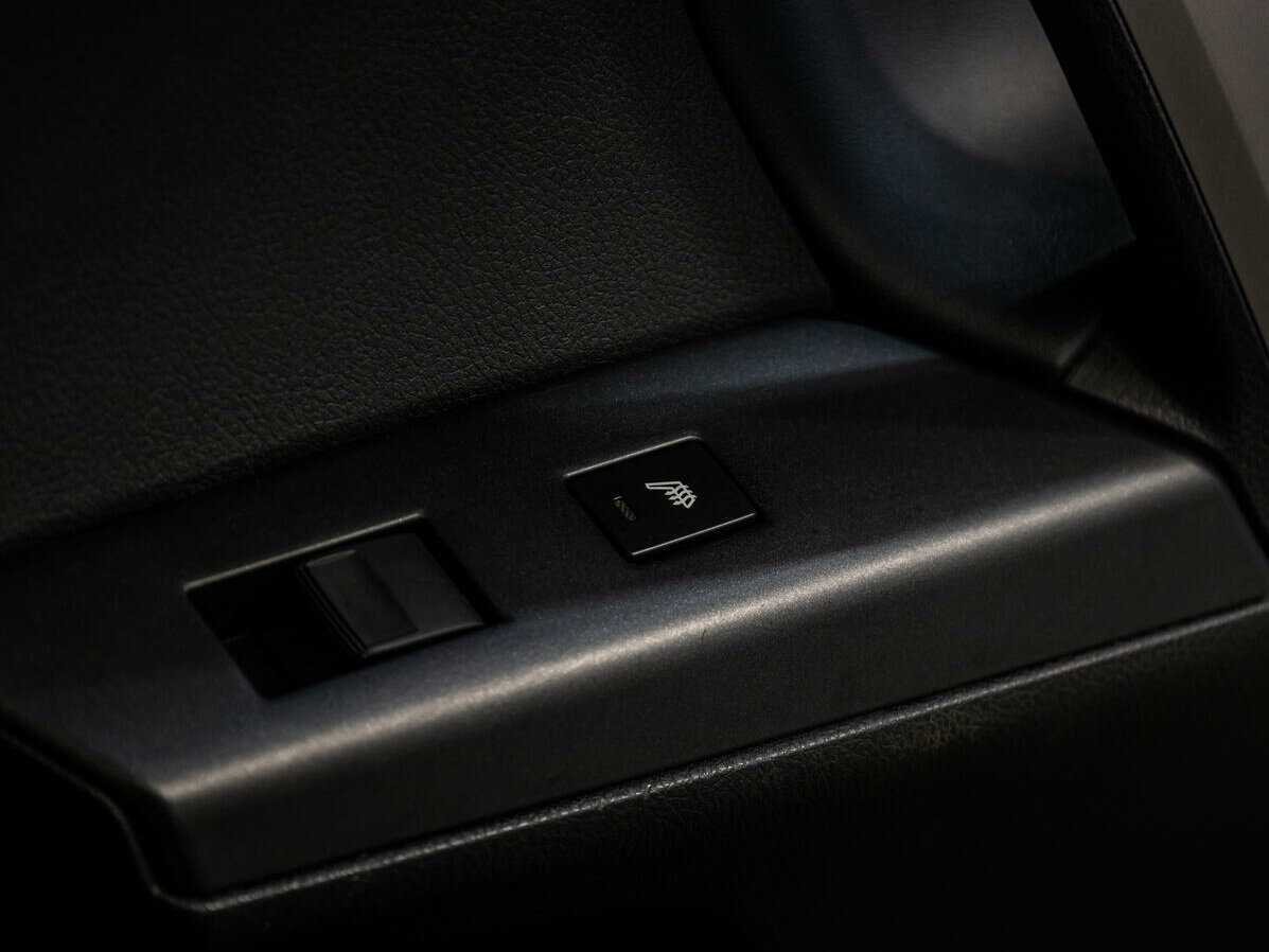 Toyota RAV4 2015 года с пробегом. Фото: #24