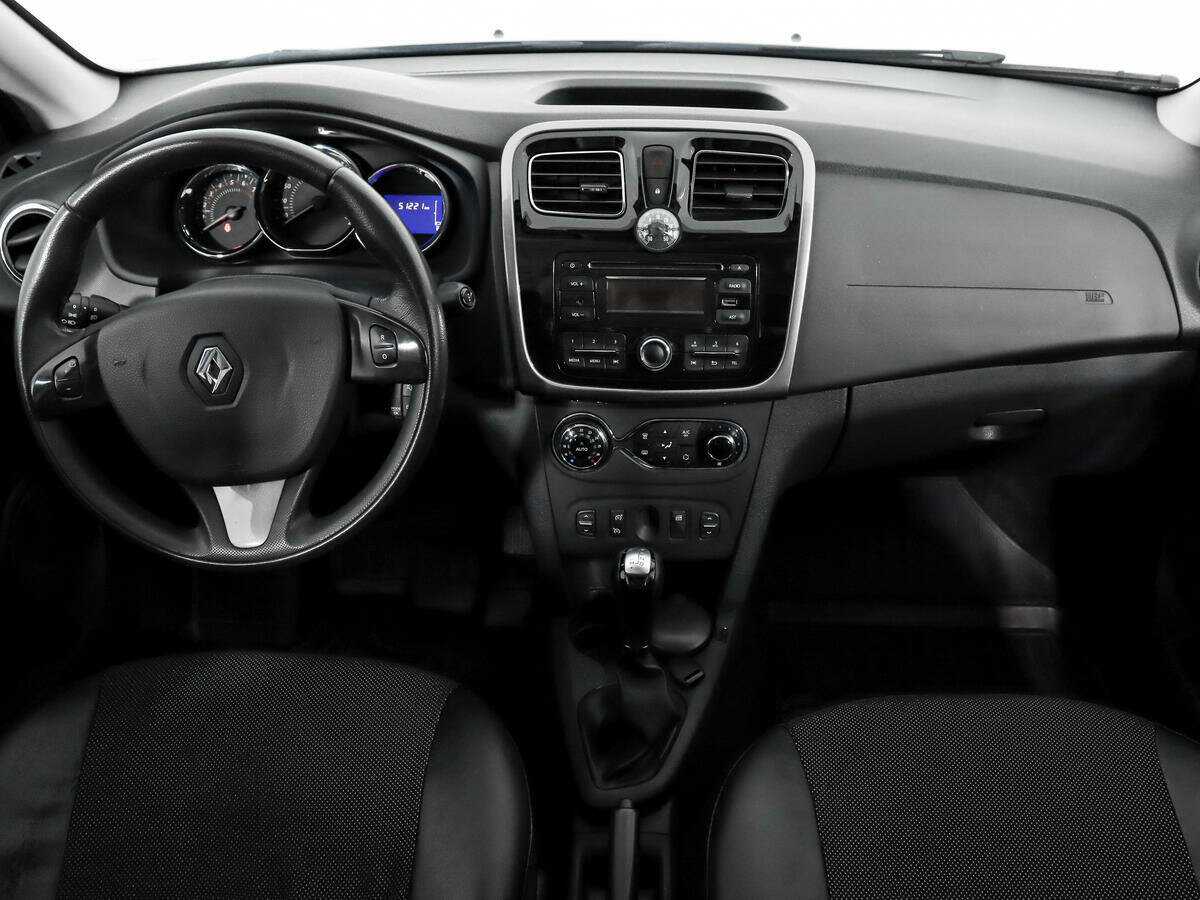 Renault Sandero 2016 года с пробегом. Фото: #11