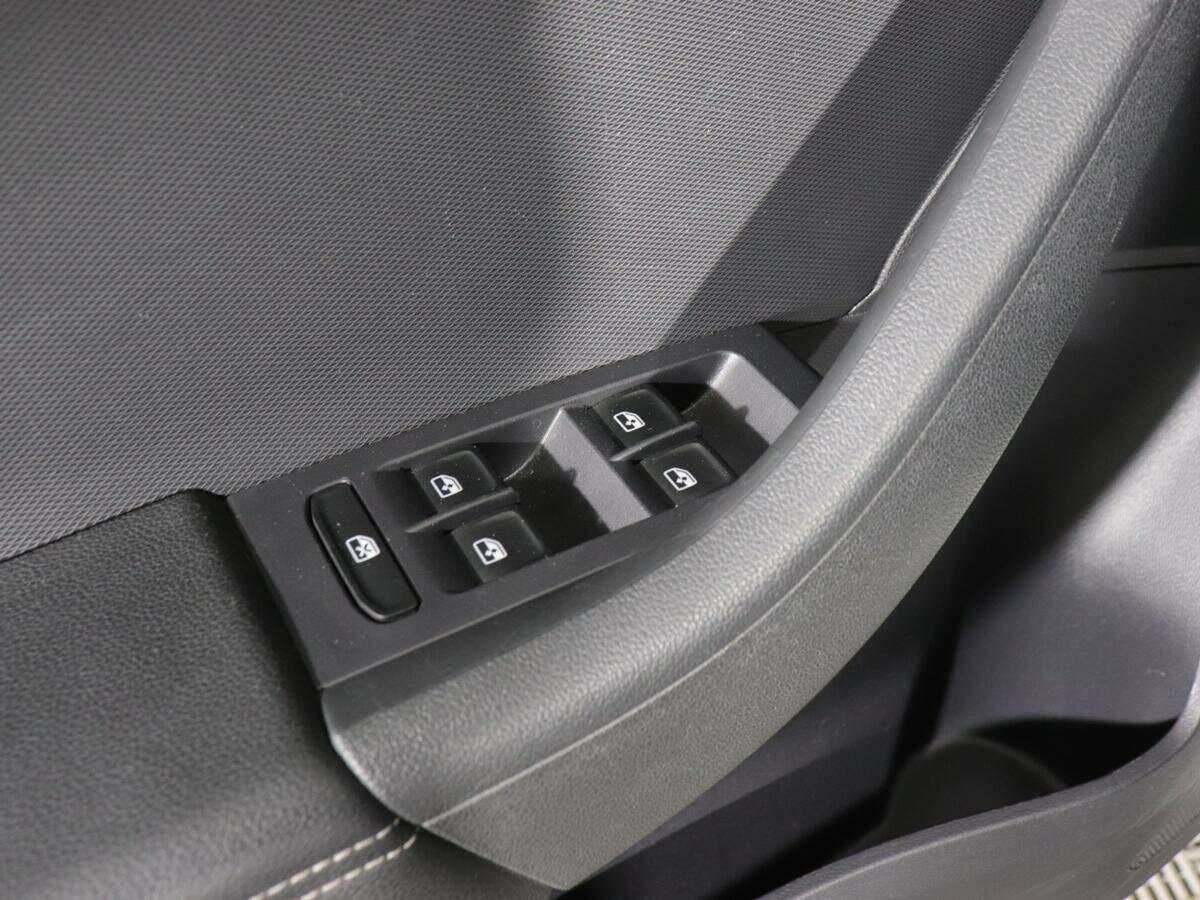 Skoda Rapid 2020 года с пробегом. Фото: #11