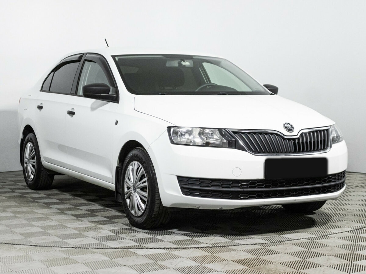 Skoda Rapid 2015 года с пробегом. Фото: #2