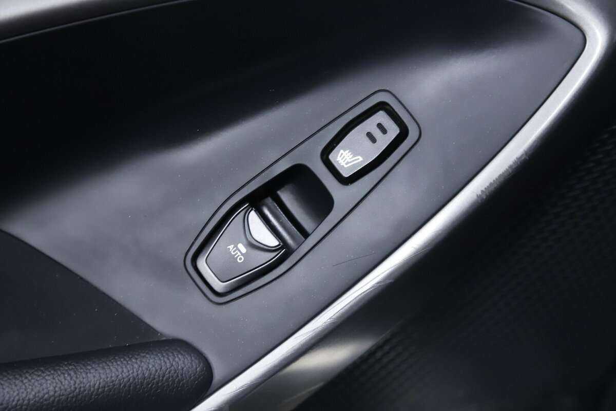 Hyundai Santa Fe 2015 года с пробегом. Фото: #19