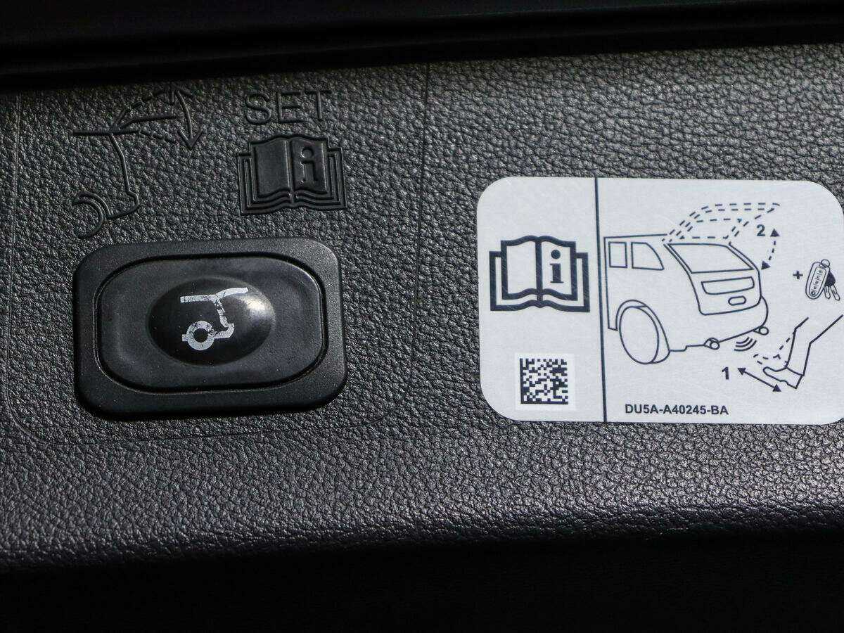 Ford Kuga 2018 года с пробегом. Фото: #12