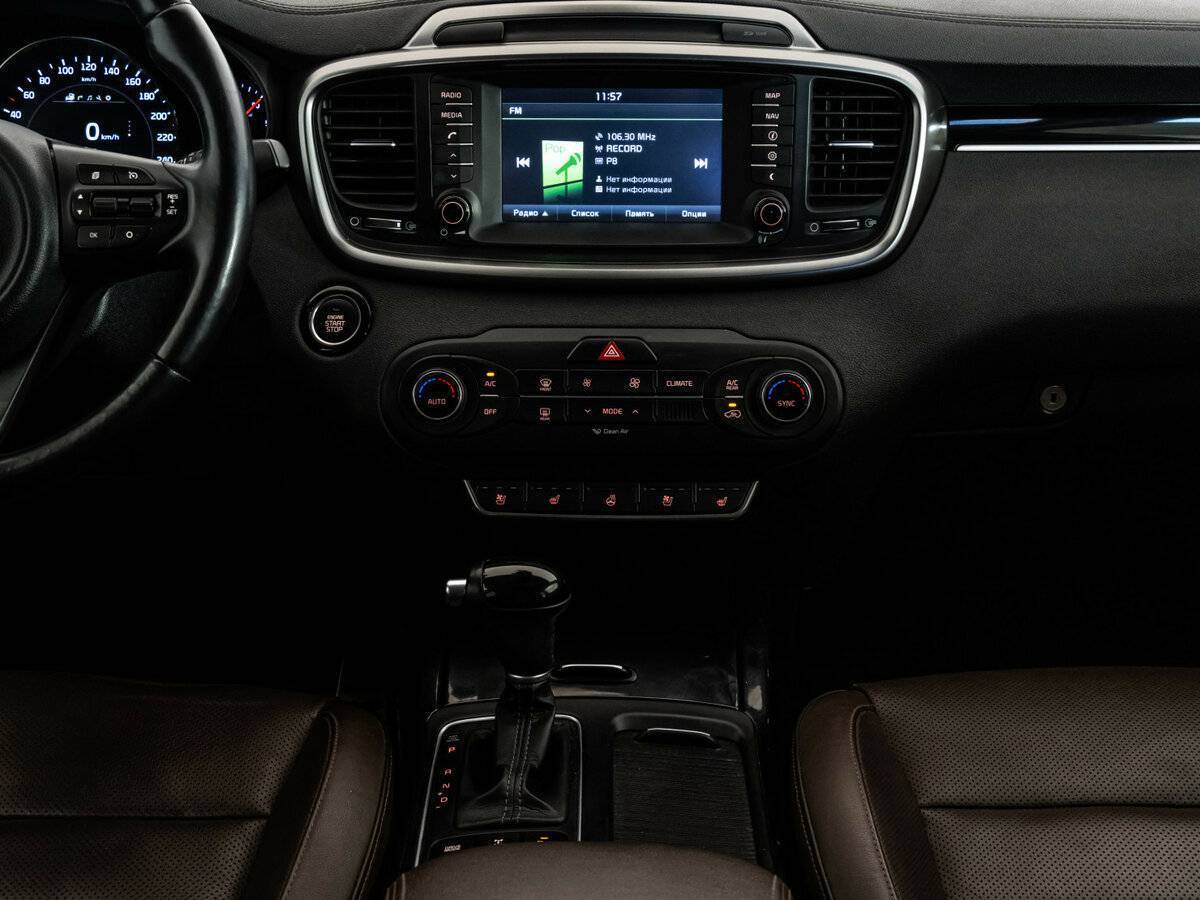 Kia Sorento 2015 года с пробегом. Фото: #12