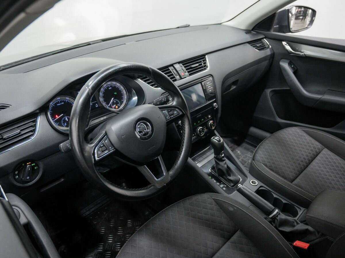 Skoda Octavia 2017 года с пробегом. Фото: #9