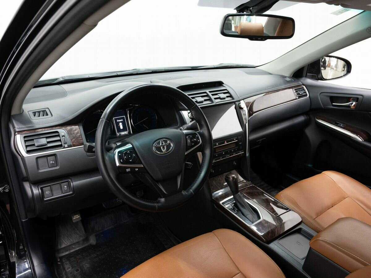 Toyota Camry 2017 года с пробегом. Фото: #7